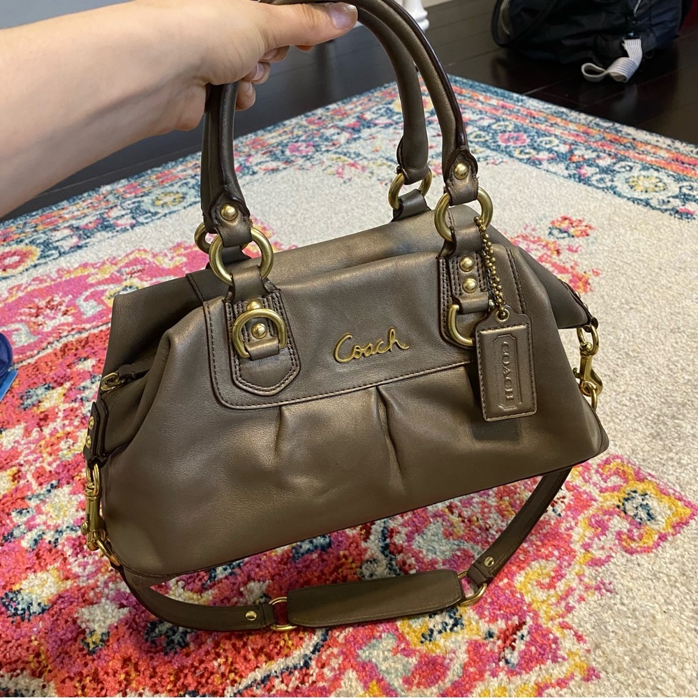 Y2K  Vintage Coach Ashley Bag